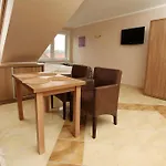 Rok Apartment